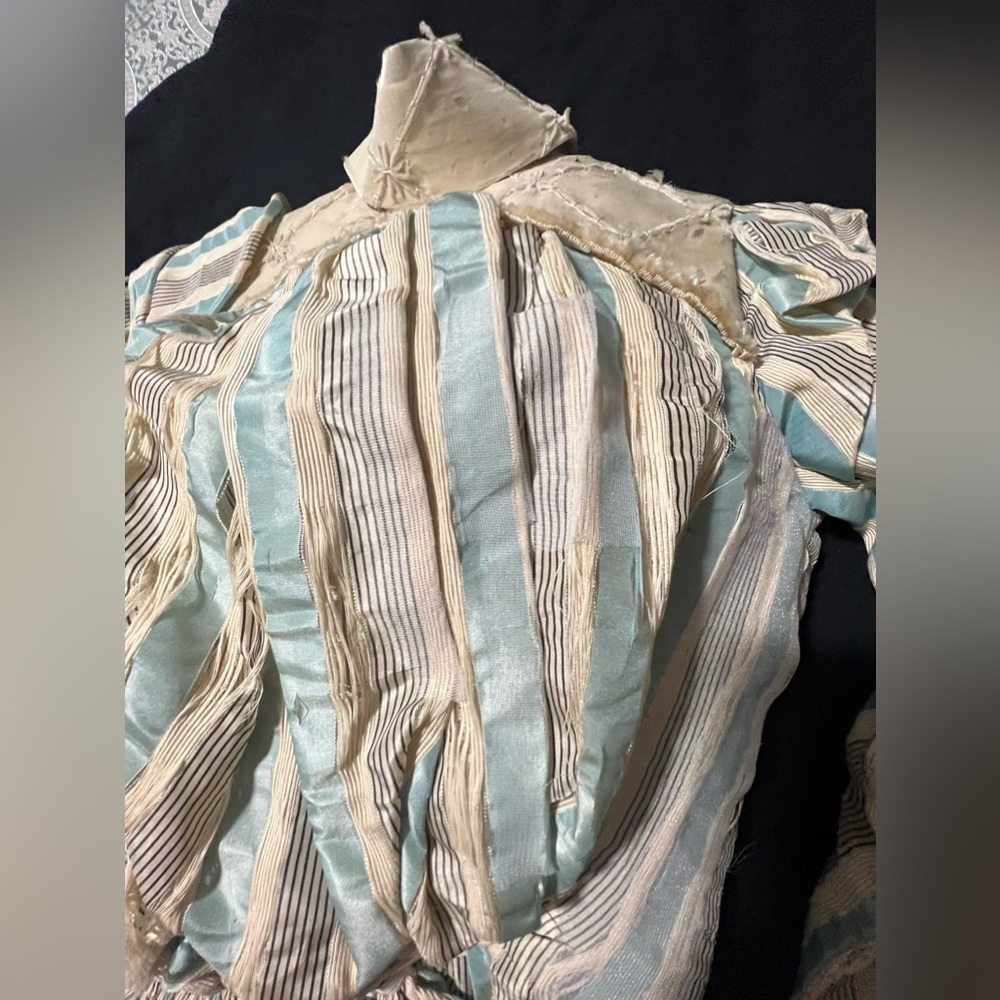 Antique vintage women’s top - Picture 5 of 16